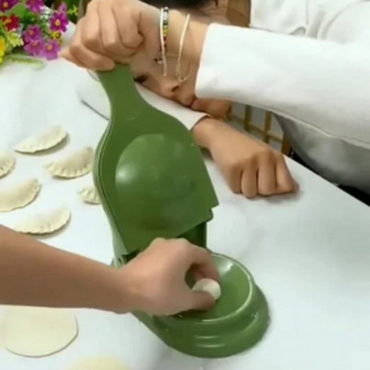 Dumpling Maker Tool